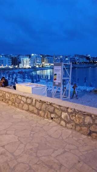 Апартаменты Esma Apartment Добра-Вода Апартаменты с 1 спальней-19