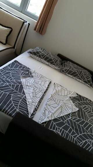 Апартаменты Esma Apartment Добра-Вода Апартаменты с 1 спальней-25