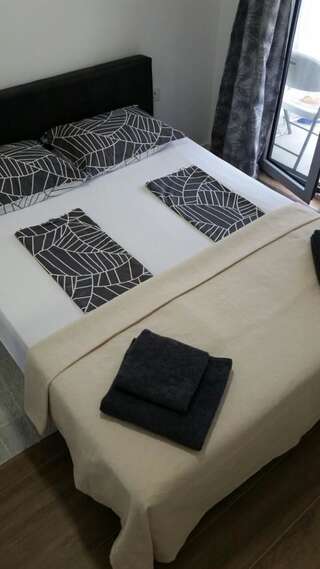 Апартаменты Esma Apartment Добра-Вода Апартаменты с 1 спальней-3